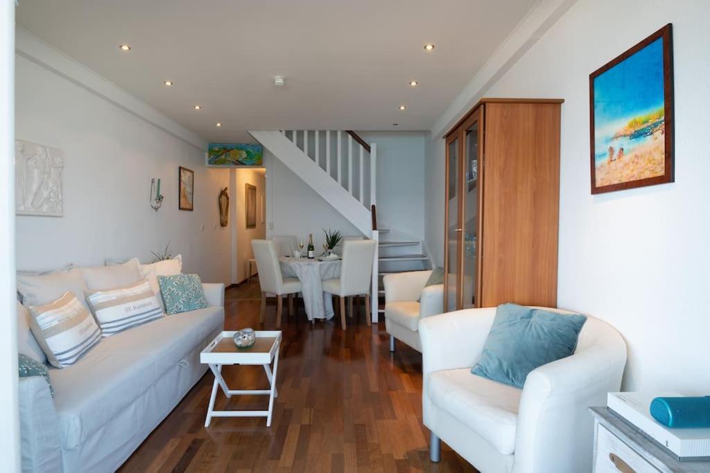 La Prom - A Two Bedroom Apartment With A Sea View Nisa Exterior foto