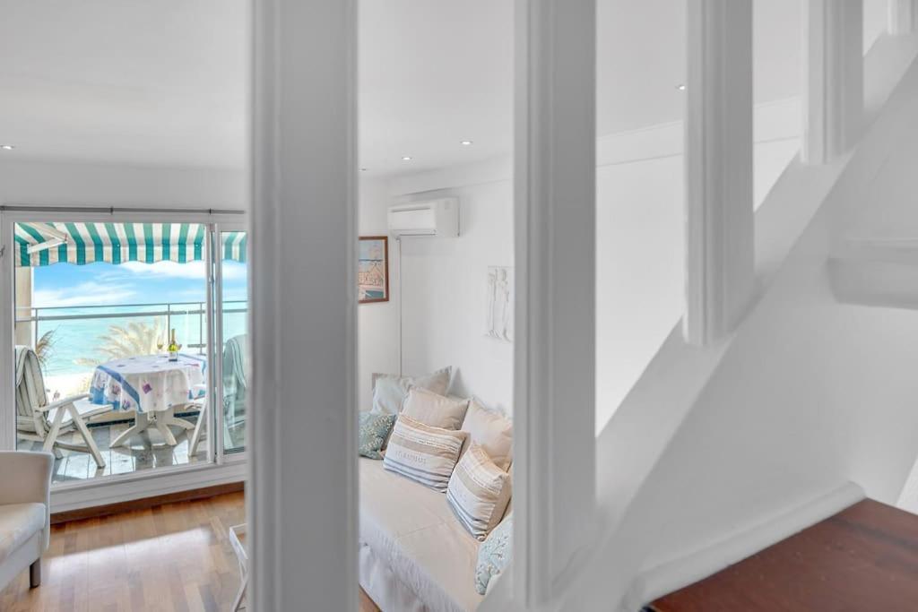 La Prom - A Two Bedroom Apartment With A Sea View Nisa Exterior foto