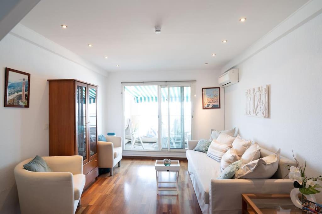 La Prom - A Two Bedroom Apartment With A Sea View Nisa Exterior foto